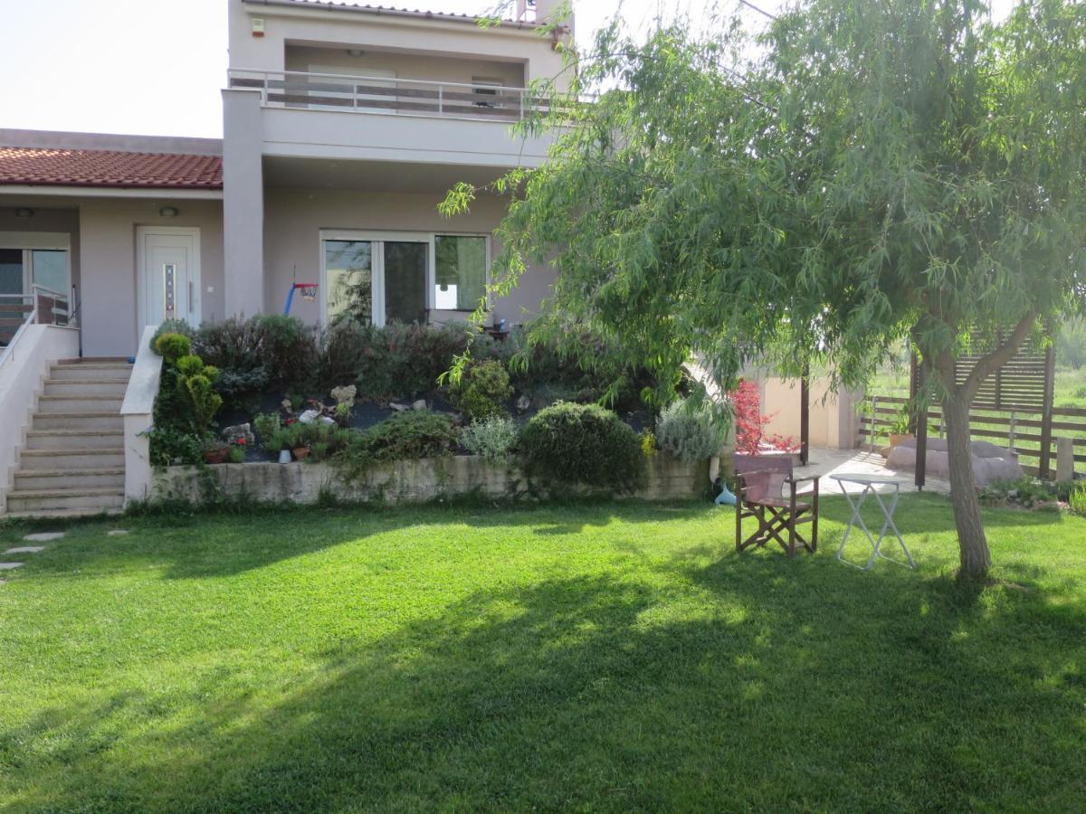 Guesthouse With Garden Komotiní Extérieur photo